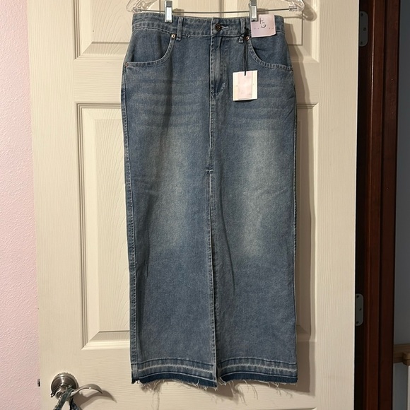 NWT Happily Grey Denim Jean Maxi Skirt 5 - Picture 1 of 6